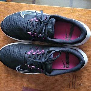 Women's NIKE running shoes.  Brand new, never worn.